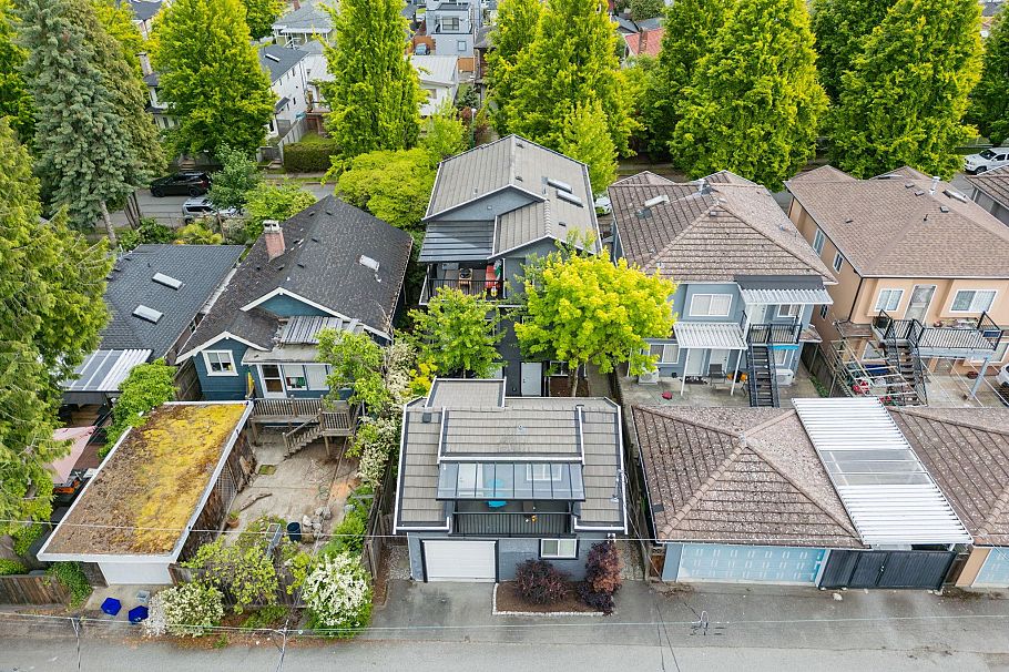 5187 Sherbrooke Street Vancouver, BC - 33