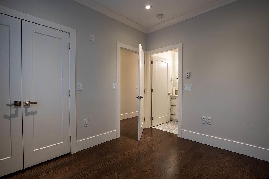 1895 W 60th Avenue West Vancouver, BC - 14