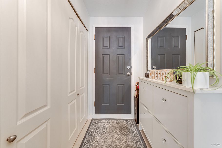 201 985 10th Avenue Vancouver, BC - 10