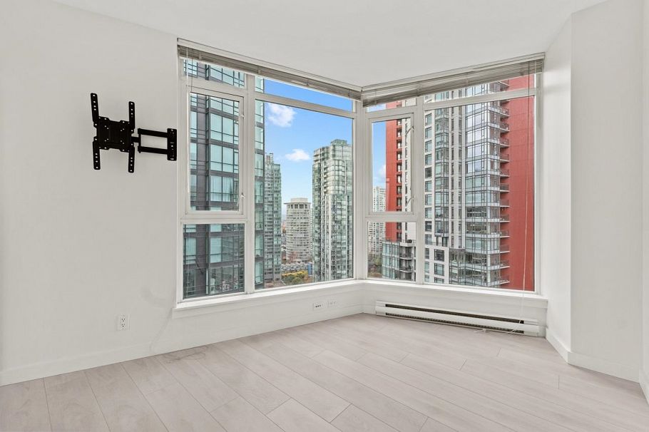 2601 1188 W Pender Street Vancouver, BC - 22