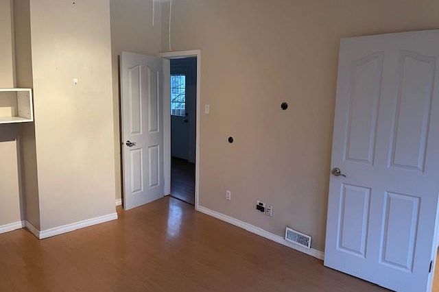 3034 Glen Drive Vancouver, BC - 12