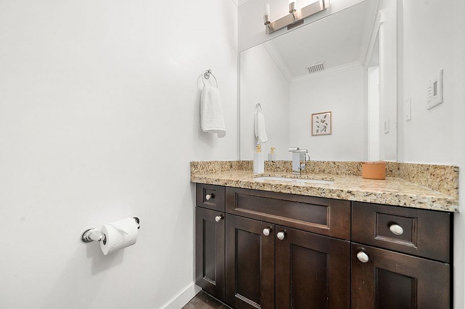 2733 Tempe Glen Drive North Vancouver, BC - 17