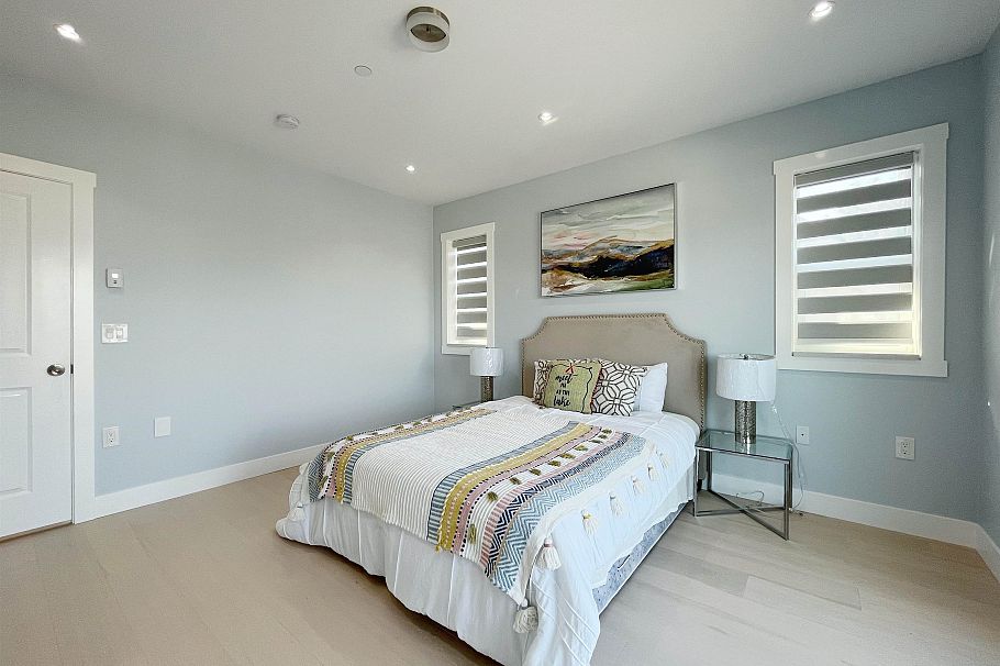 3275 E 20th Avenue Vancouver, BC - 12