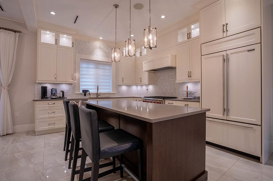 1895 W 60th Avenue West Vancouver, BC - 8