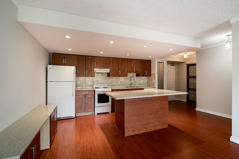 1319 2012 Fullerton Avenue North Vancouver, BC - 26