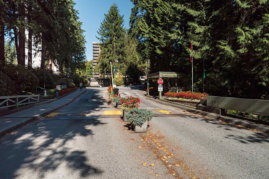 1319 2012 Fullerton Avenue North Vancouver, BC - 34