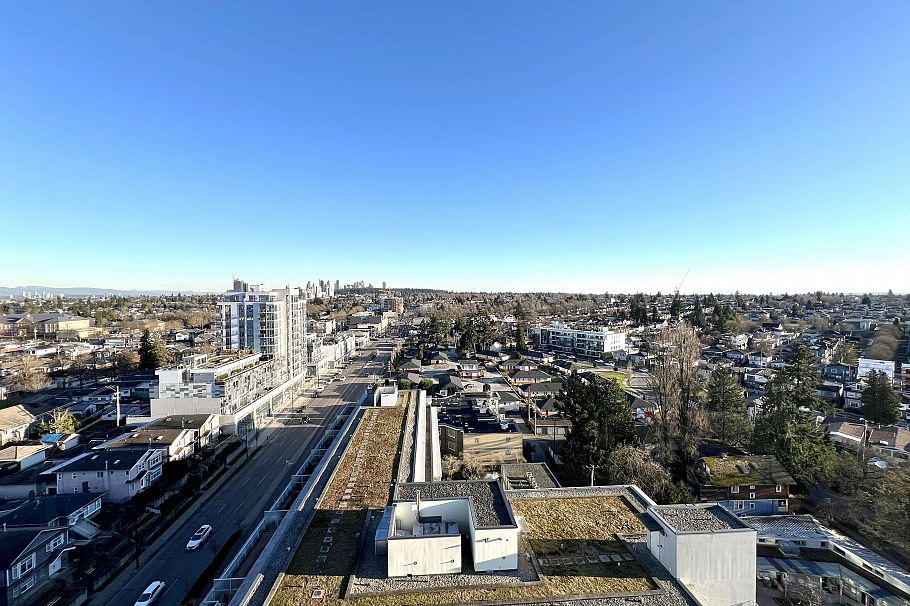 1906 4815 Eldorado Mews Vancouver, BC - 1