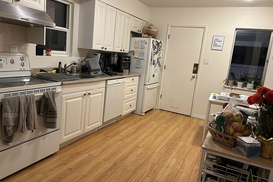 3514 W 8th Avenue Vancouver, BC - 7