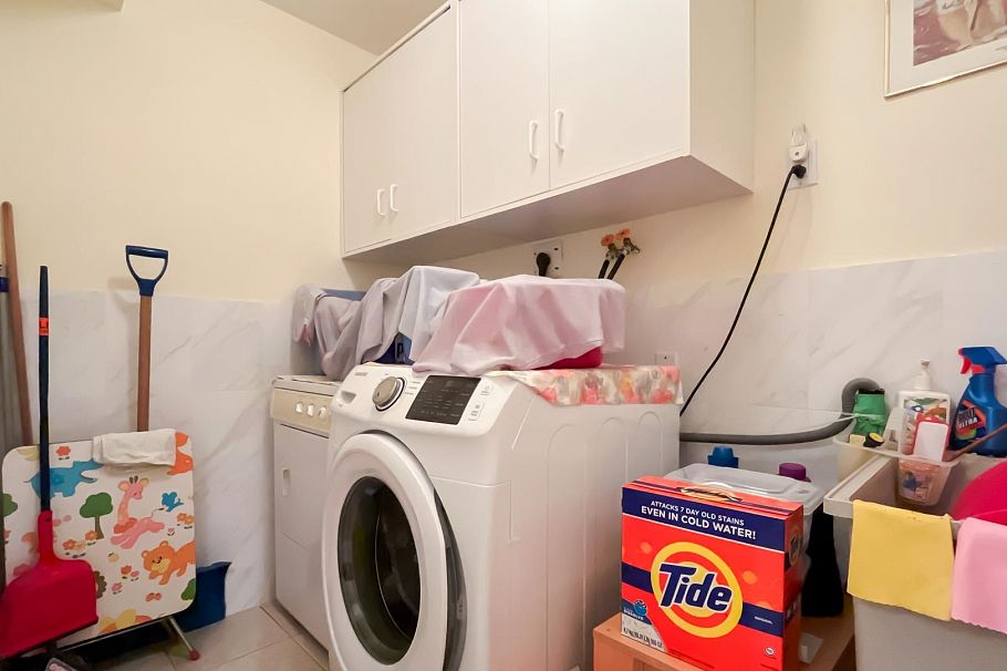 2802 E 45th Avenue Vancouver, BC - 21