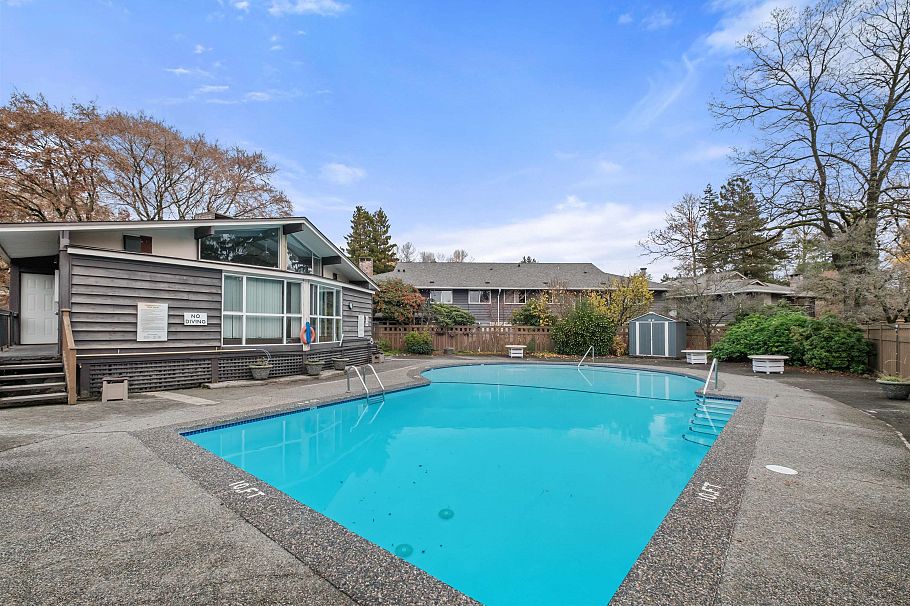 609 555 W 28th Street North Vancouver, BC - 8