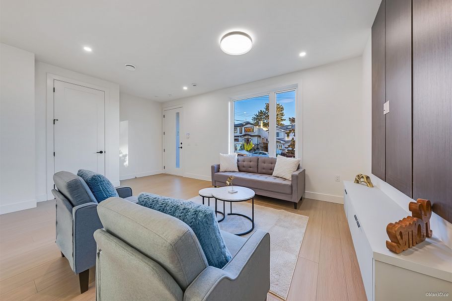 2 4211 Graveley Street Burnaby, BC - 6