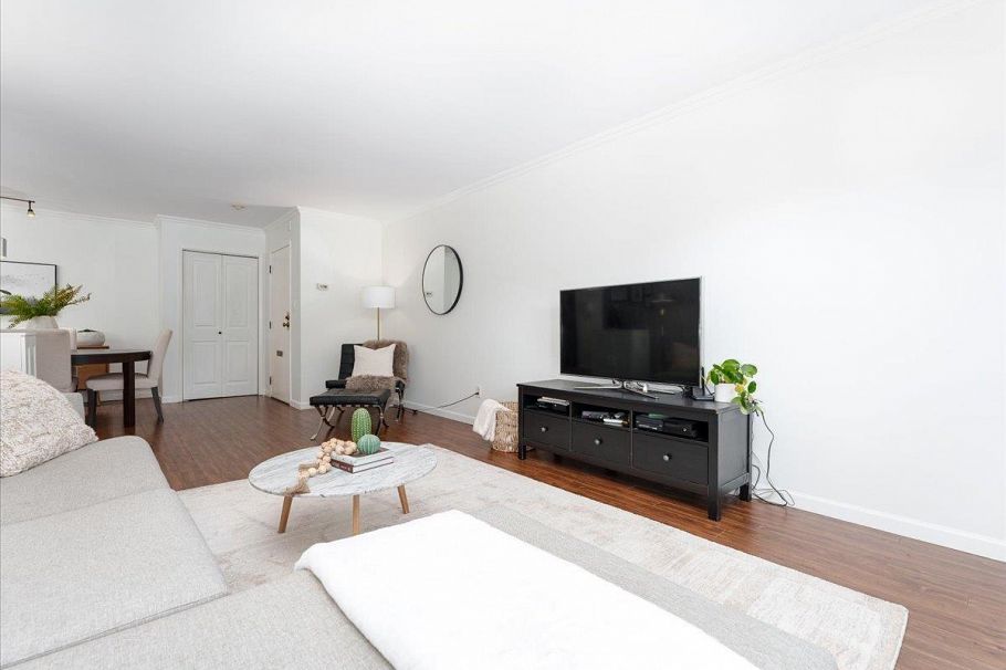 301 155 E 5th Street North Vancouver, BC - 7