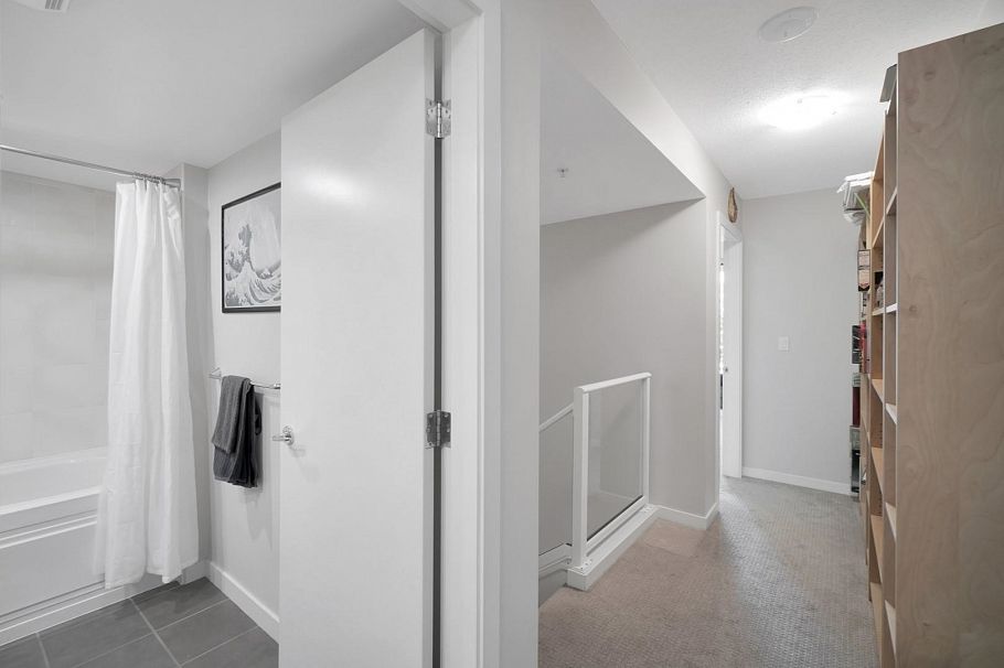 910 Quebec Street Vancouver, BC - 19