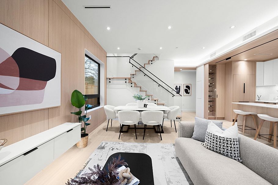 3904 W 23rd Avenue Vancouver, BC - 1