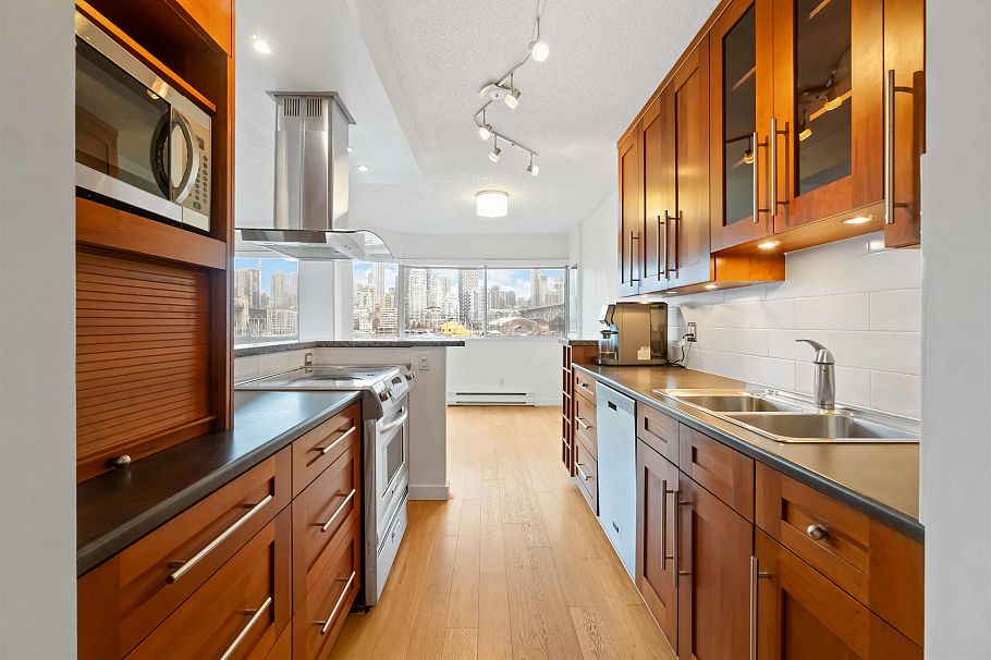 406 1510 W 1st Avenue Vancouver, BC - 7