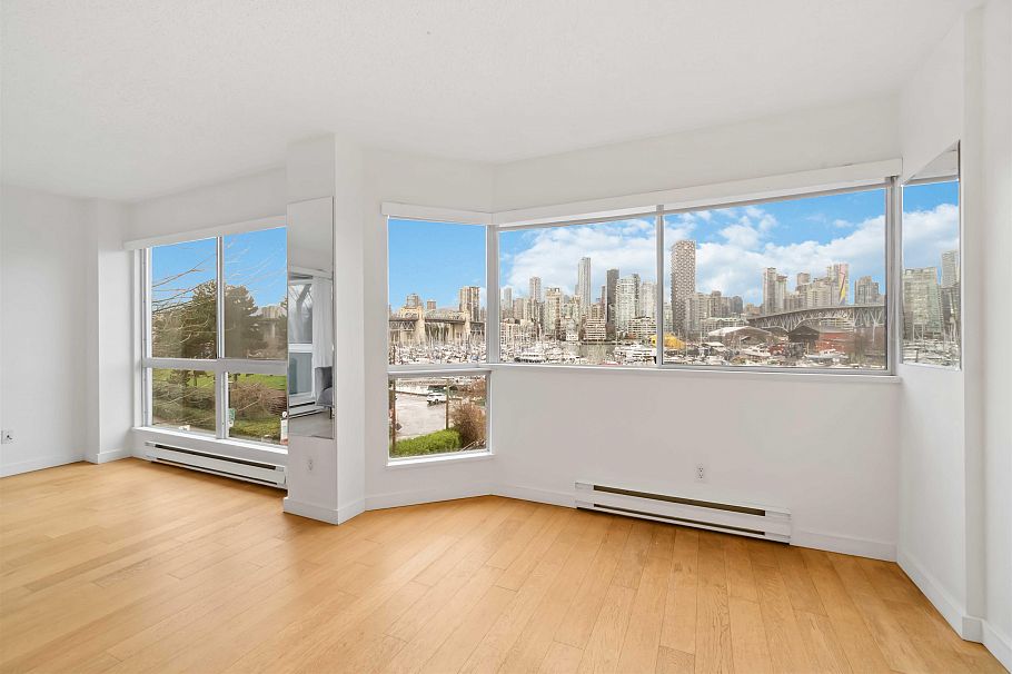 406 1510 W 1st Avenue Vancouver, BC - 1