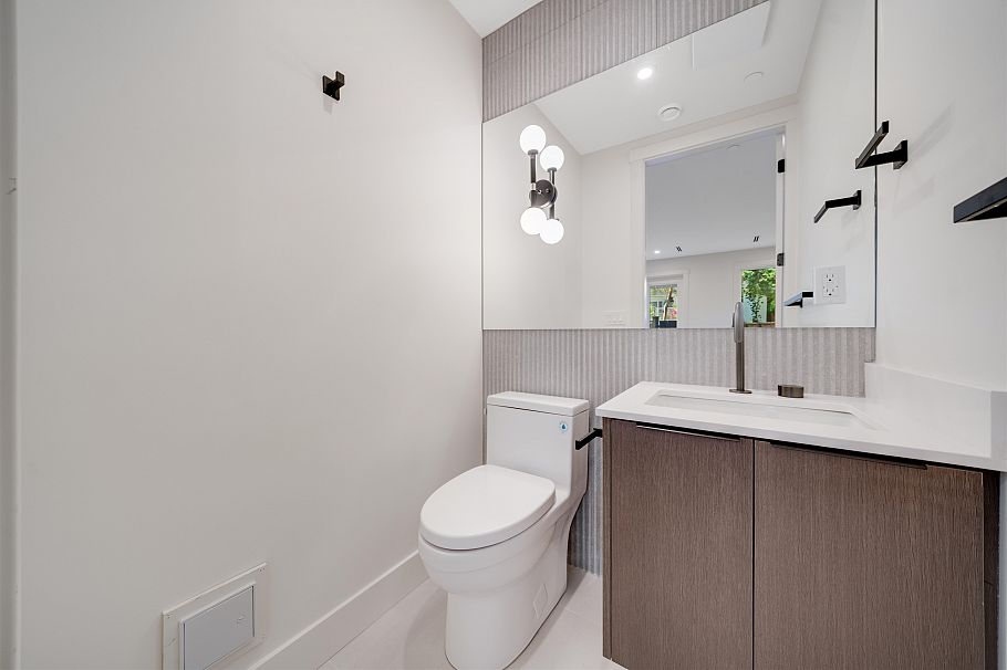 4 3836 W 8th Avenue Vancouver, BC - 14