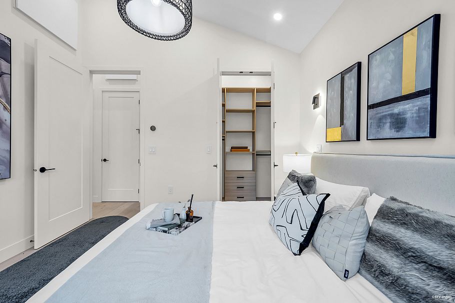 1 65 E King Edward Avenue Vancouver, BC - 23