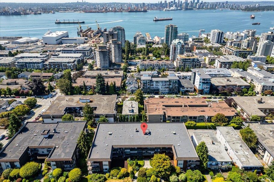 301 155 E 5th Street North Vancouver, BC - 36