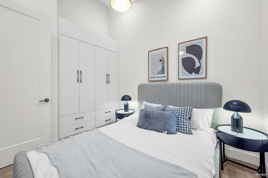 1 65 E King Edward Avenue Vancouver, BC - 16