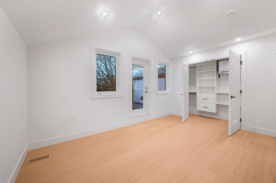 4 5554 Culloden Street Vancouver, BC - 25