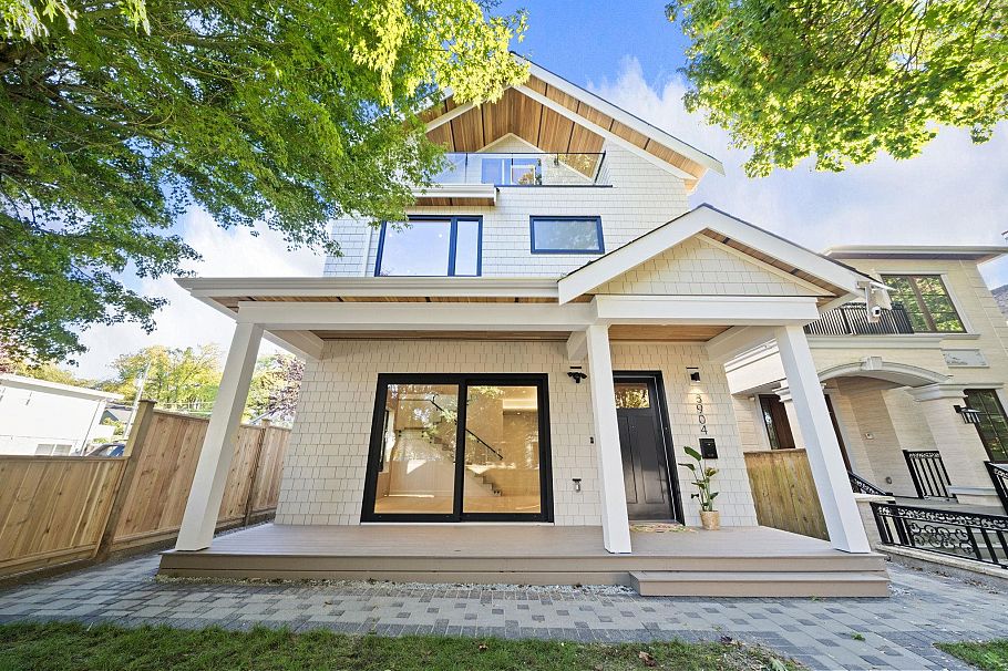 3904 W 23rd Avenue Vancouver, BC - 23