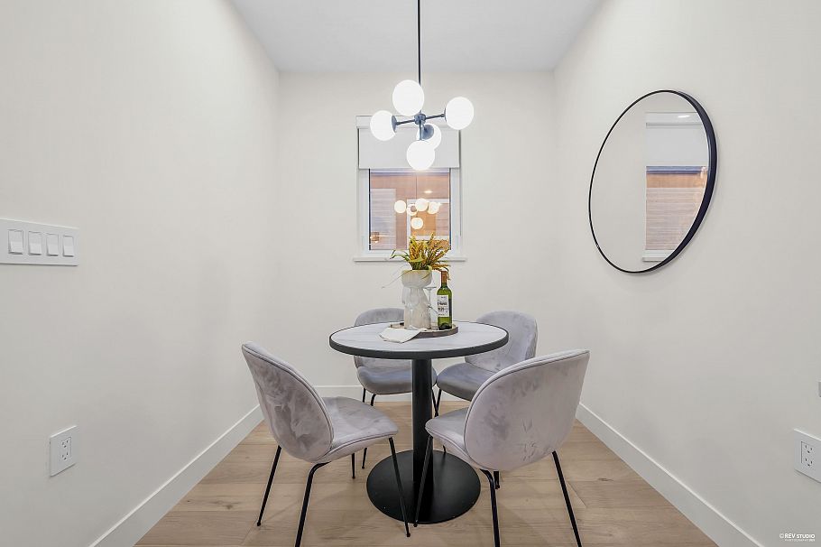 1 65 E King Edward Avenue Vancouver, BC - 7