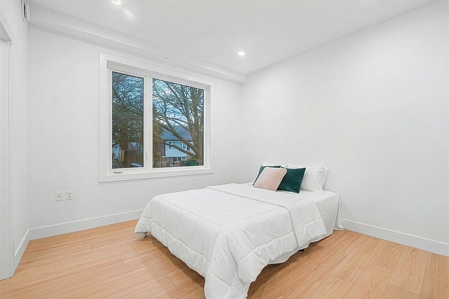 4 5554 Culloden Street Vancouver, BC - 15