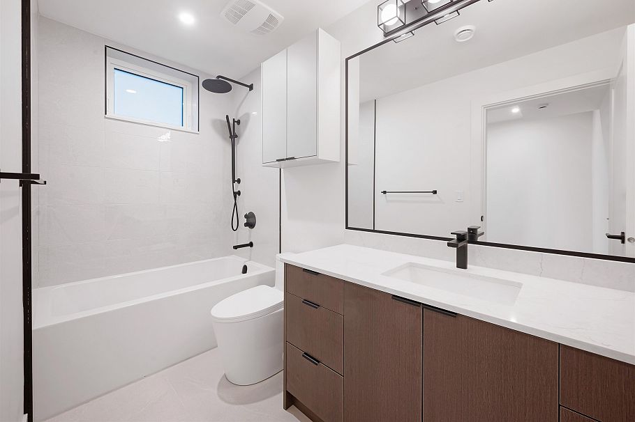 4 5554 Culloden Street Vancouver, BC - 22