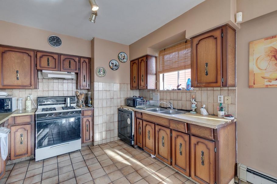 3254 E 5th Avenue Vancouver, BC - 25