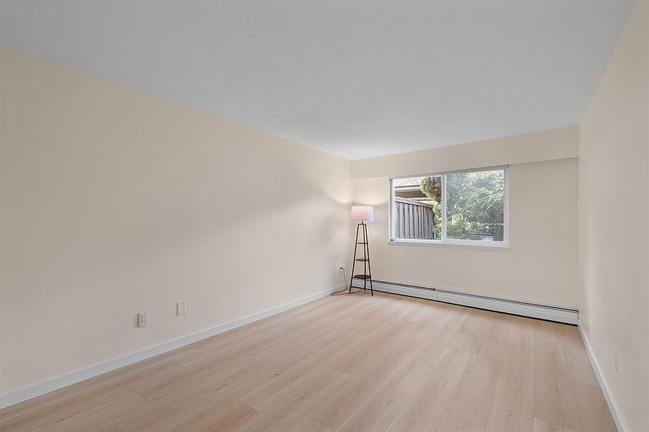 609 555 W 28th Street North Vancouver, BC - 12