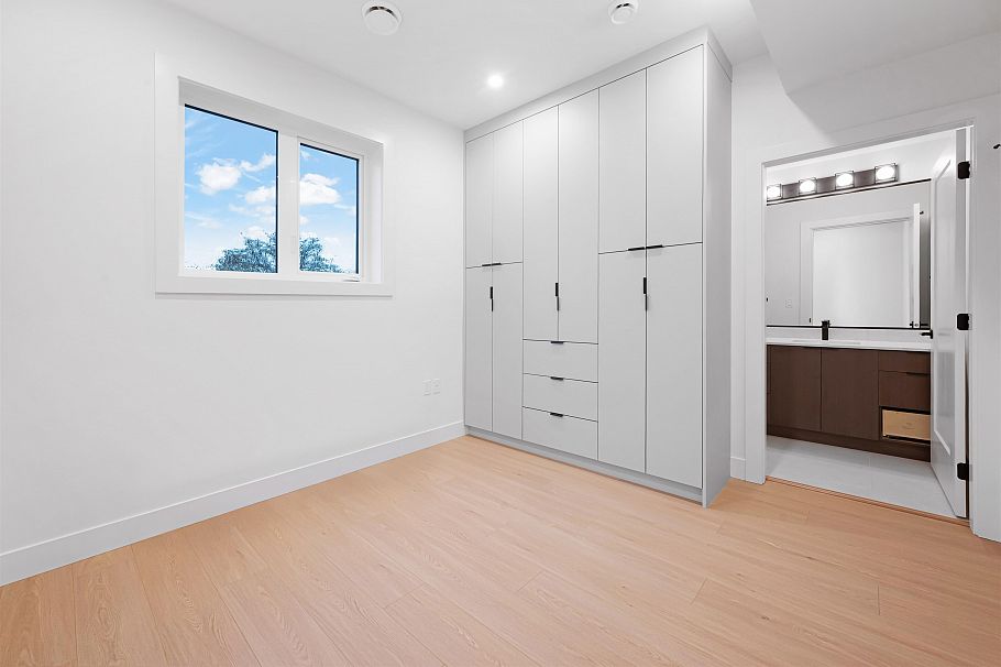 4 5554 Culloden Street Vancouver, BC - 21