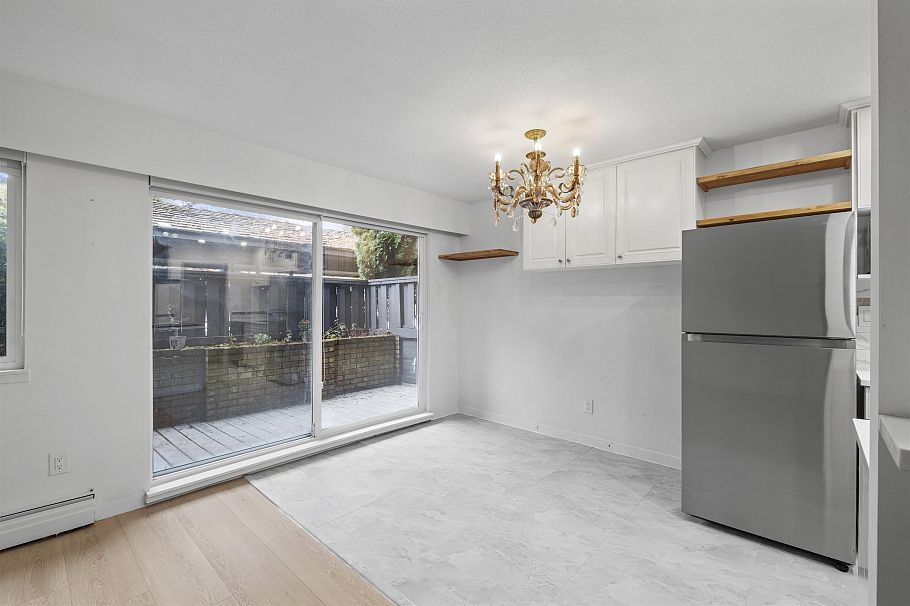 609 555 W 28th Street North Vancouver, BC - 10