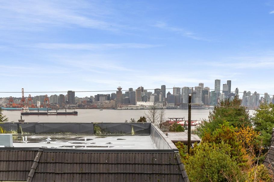 311 251 W 4th Street North Vancouver, BC - 13