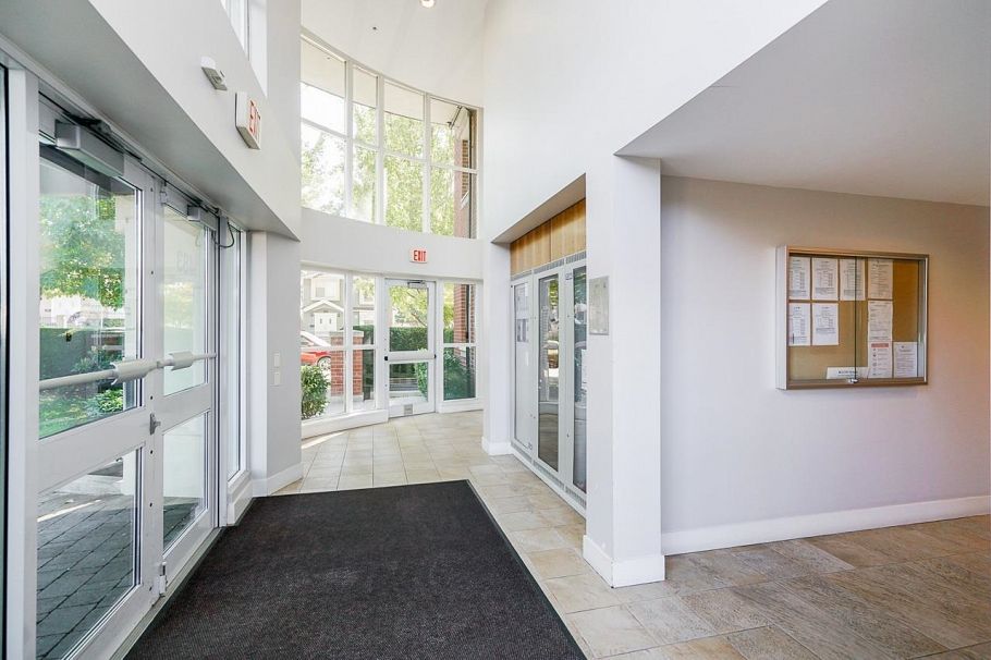 709 4078 Knight Street Vancouver, BC - 31