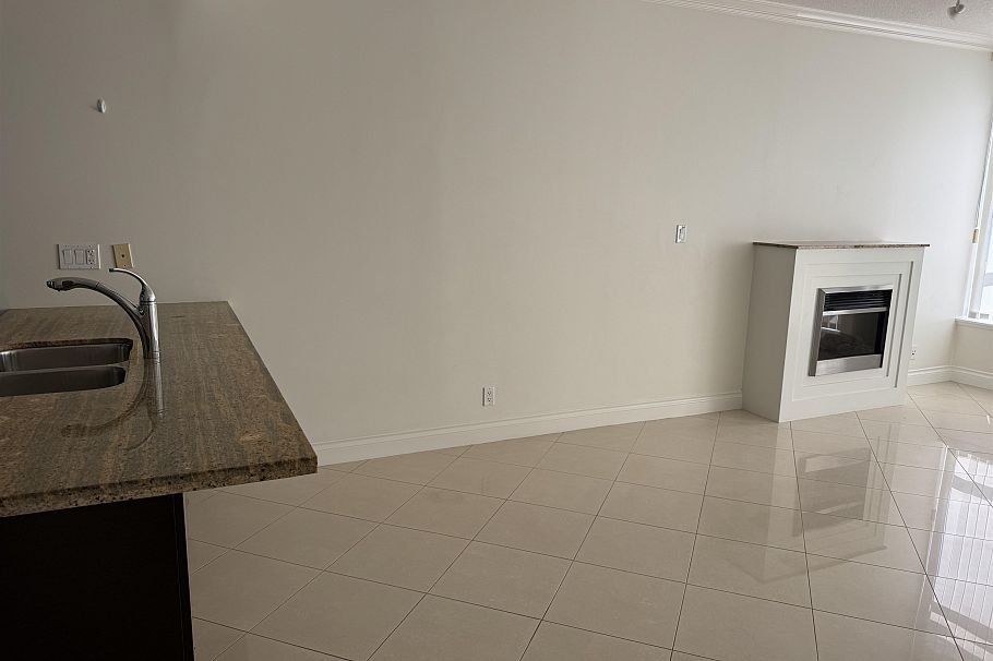 507 162 Victory Ship Way North Vancouver, BC - 28