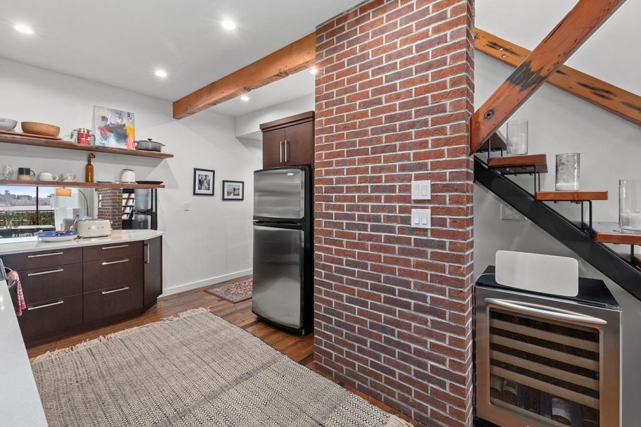 311 251 W 4th Street North Vancouver, BC - 8