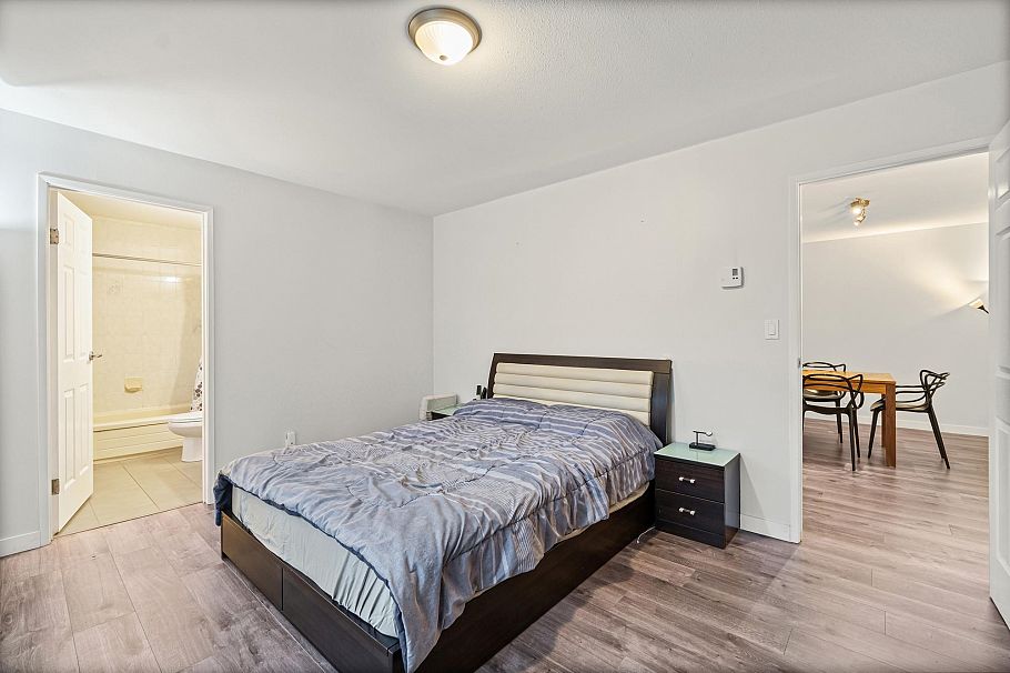 3529 Napier Street Vancouver, BC - 23