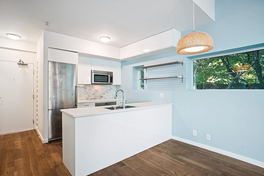 698 Citadel Parade Vancouver, BC - 11