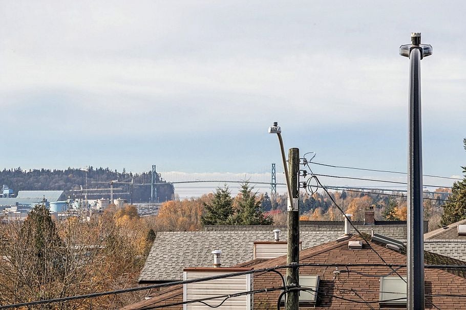 366 W Keith Road North Vancouver, BC - 32