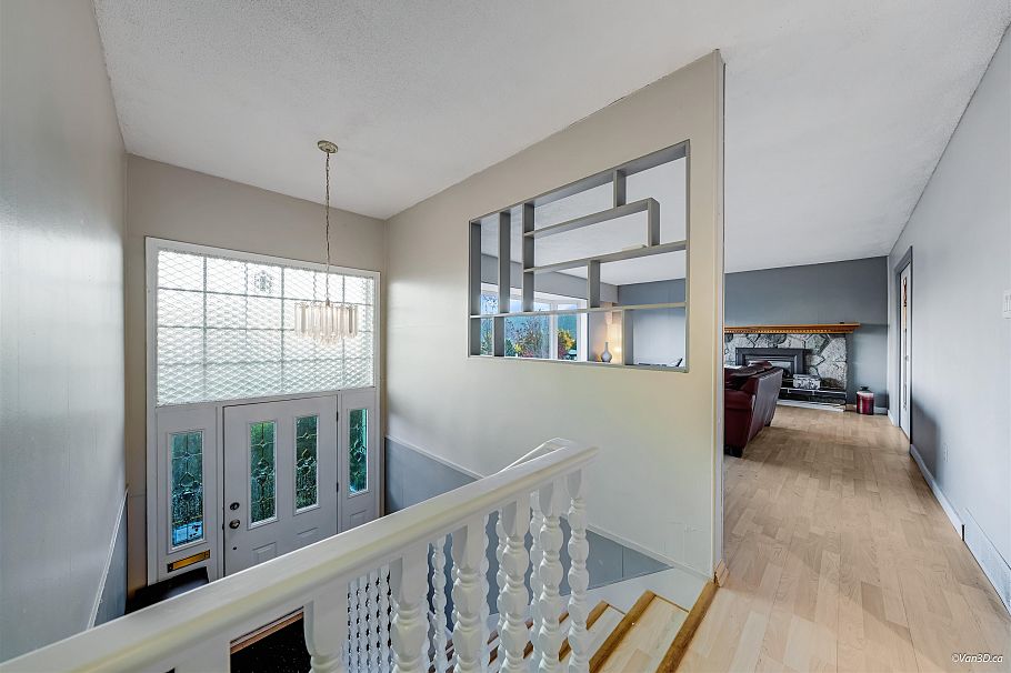 465 Felton Road North Vancouver, BC - 31