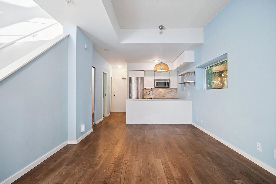 698 Citadel Parade Vancouver, BC - 9