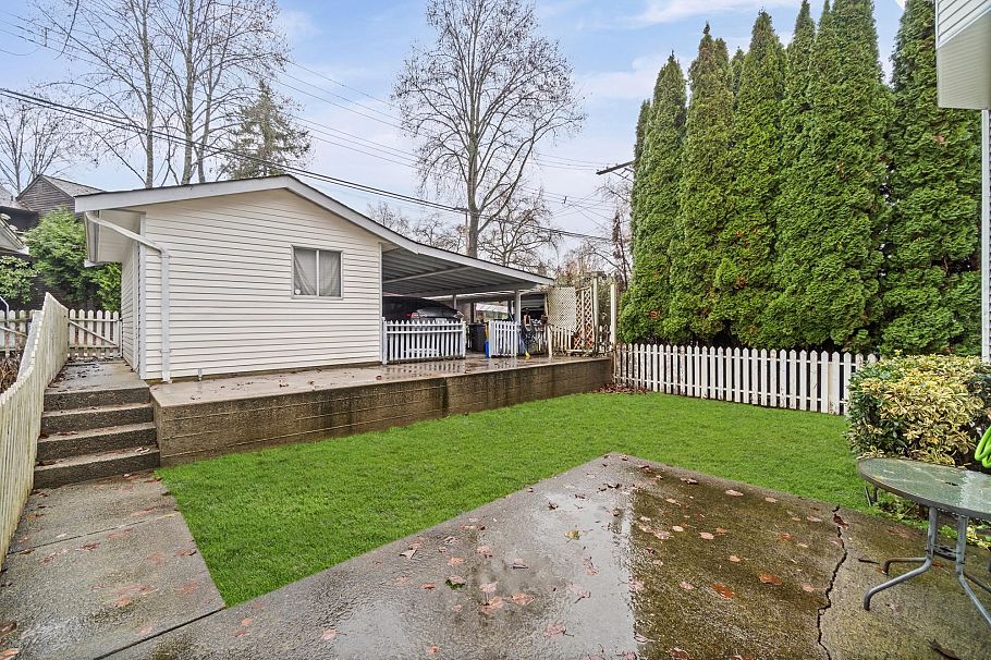 3529 Napier Street Vancouver, BC - 38