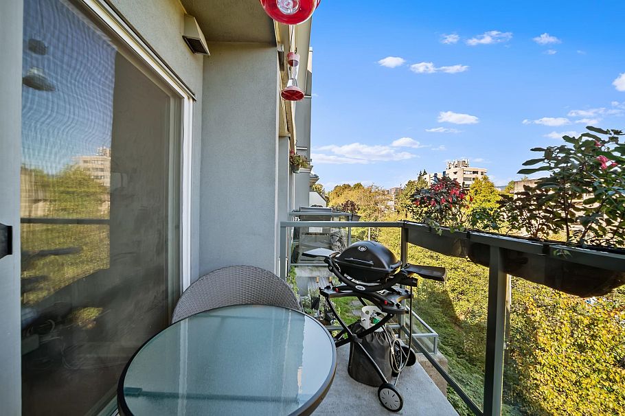 17 1345 W 4th Avenue Vancouver, BC - 16