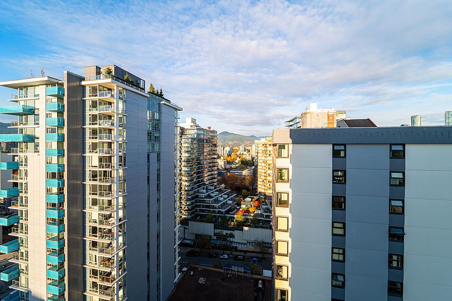 2004 1251 Cardero Street Vancouver, BC - 26