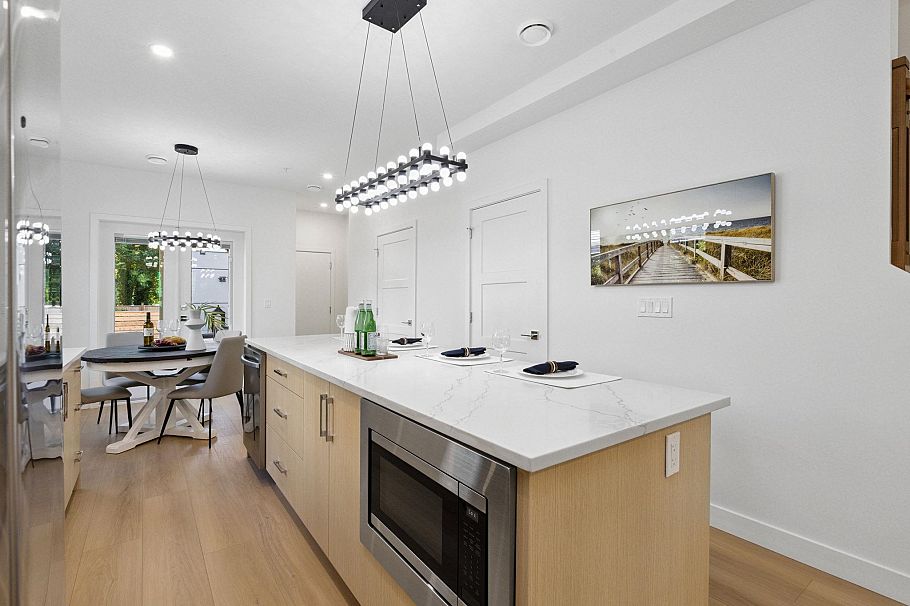 846 St. Denis Avenue North Vancouver, BC - 11