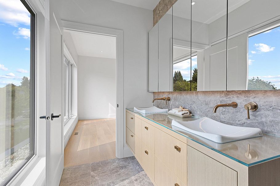 1 1243 E 27th Avenue Vancouver, BC - 19