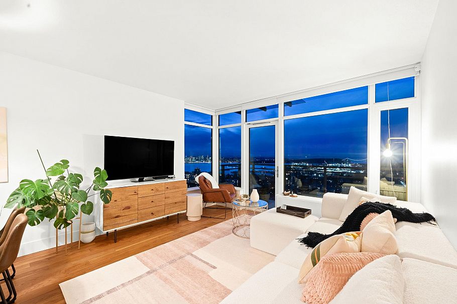 1503 111 E 13th Street North Vancouver, BC - 6