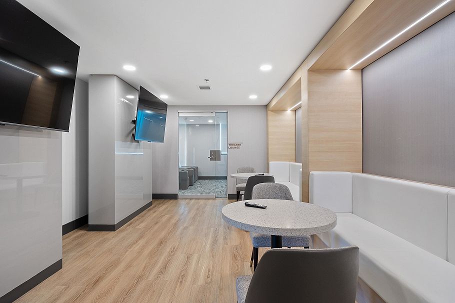 2004 1632 Lions Gate Lane North Vancouver, BC - 36