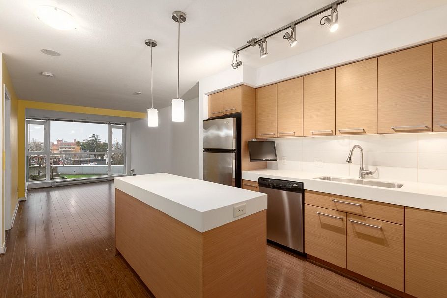 408 2770 Sophia Street Vancouver, BC - 2